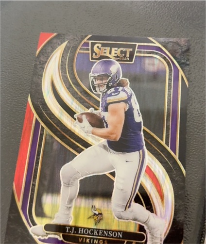 2024 Panini Select #194 T.J. Hockenson Silver Prizm — front