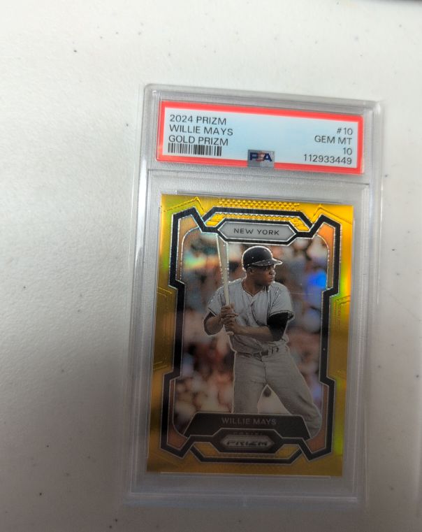 2024 Panini Prizm #10 Willie Mays — front