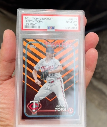 2024 Topps Update #US47 Justin Topa Holiday — front
