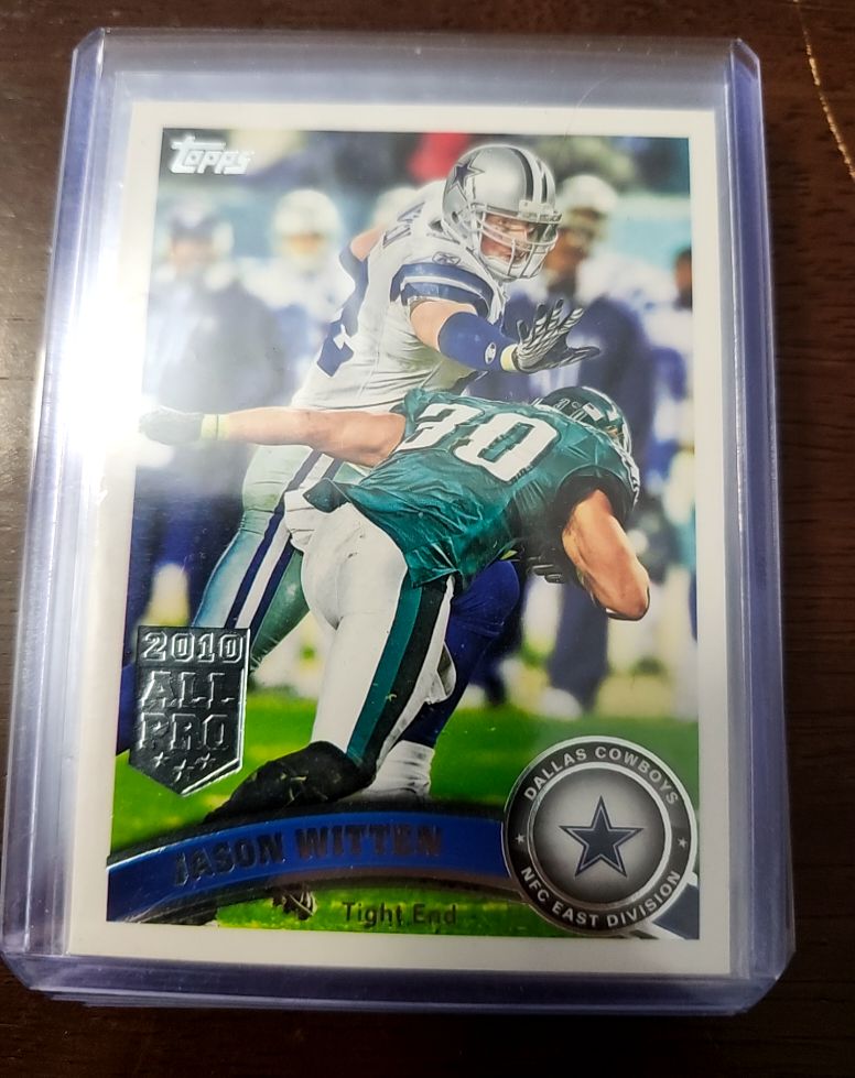 2011 Topps #170 Jason Witten — front