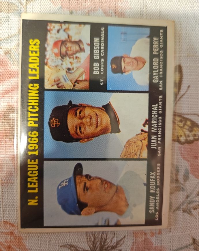 1967 Topps #236 NL 1966 Pitching Leaders Sandy Koufax Marichal Gibson Perry — front