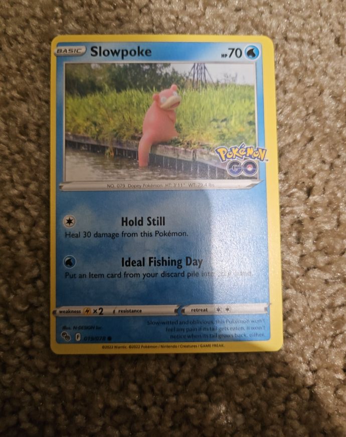2022 Pokémon GO #019 Slowpoke — front