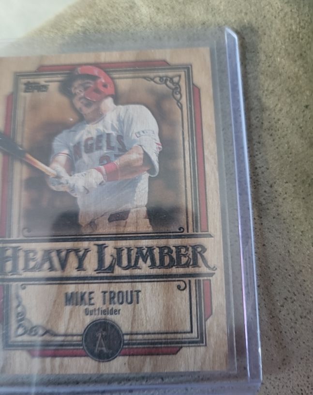 2025 Topps Series 1 #HL-7 Mike Trout Heavy Lumber — front