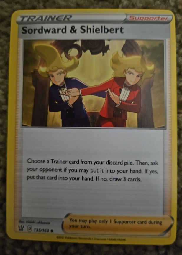 2021 Pokémon Sword & Shield Battle Styles #135 Sordward & Shielbert — front