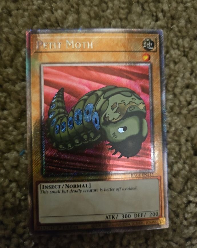 Yu-Gi-Oh! RA04-EN111 Petit Moth — front