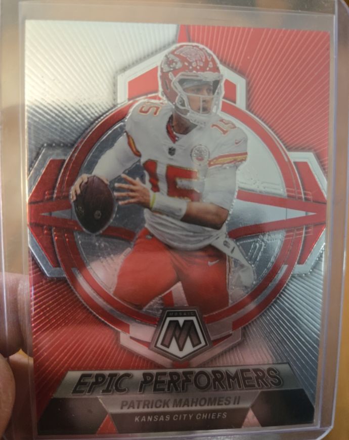 2023 Panini Mosaic Epic Performers #EP-PM Patrick Mahomes II — front