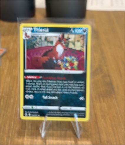 2021 Pokémon Evolving Skies #105 Thievul — front
