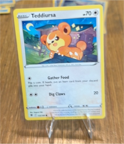 2022 Pokémon #122 Teddiursa — front
