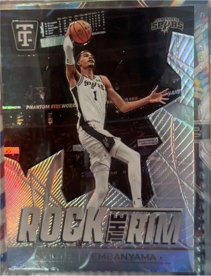 2024-25 Panini Totally Certified #25 Victor Wembanyama Rock the Rim — front