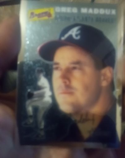1993 Donruss Triple Play Gallery of Stars #4 Greg Maddux — front