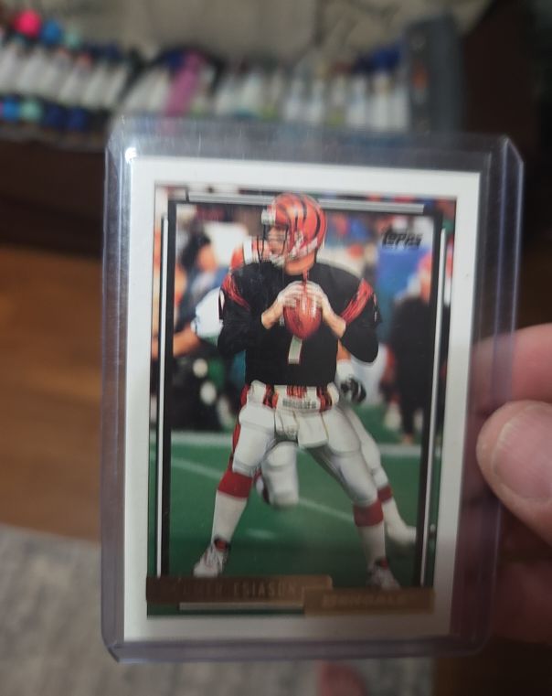 1992 Topps #722 Boomer Esiason — front