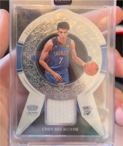 2022-23 Panini Crown Royale Heirs to the Throne #HT-CH Chet Holmgren — front