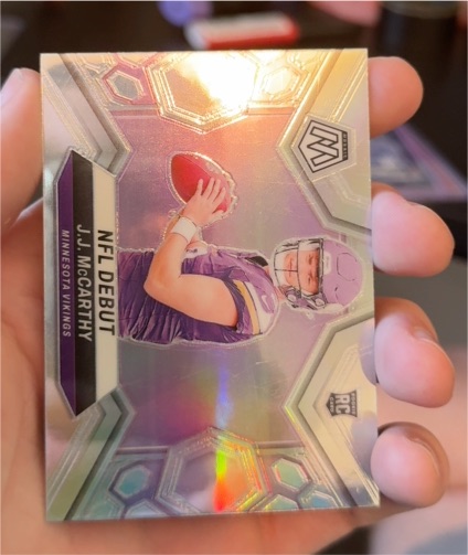 2024 Panini Mosaic NFL Debut #275 J.J. McCarthy — front
