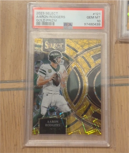 2023 Panini Select #121 Aaron Rodgers Gold Prizm — front