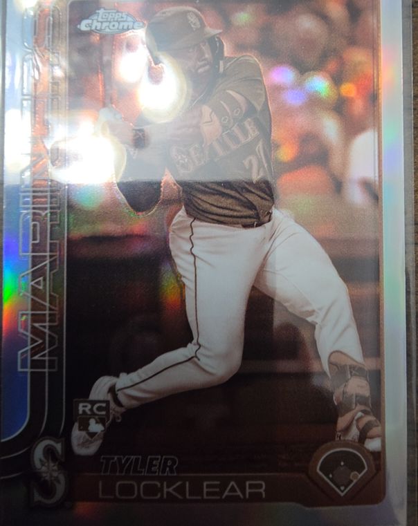 2025 Topps Chrome #41 Tyler Locklear — front