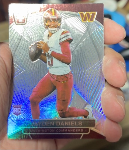2024 Panini Totally Certified #138 Jayden Daniels — front