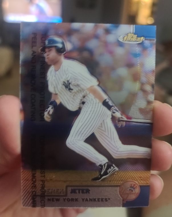 1999 Topps Finest #90 Derek Jeter — front