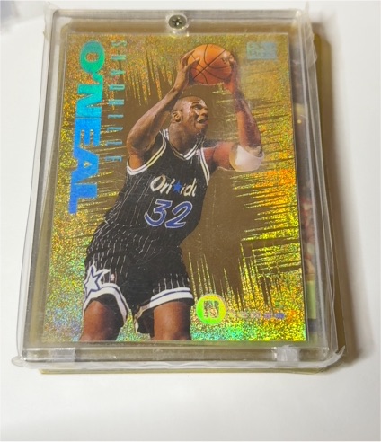 1994 Skybox Emotion N-Tense #7 Shaquille O'Neal — front