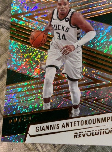 2024-25 Panini Revolution #3 Giannis Antetokounmpo — front