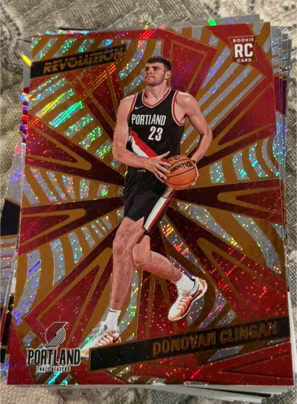 2024-25 Panini Revolution #108 Donovan Clingan RC — front