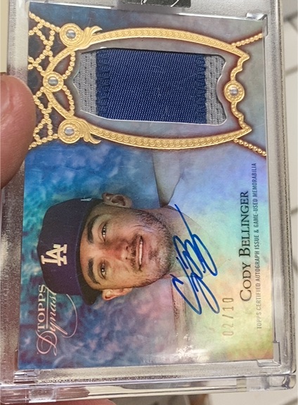 2022 Topps Dynasty #DAPCB2 Cody Bellinger Autograph Jersey Patch — front