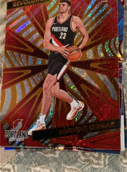 2024-25 Panini Revolution #108 Donovan Clingan — front