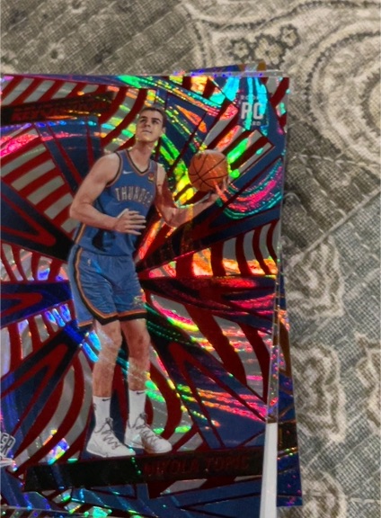 2023-24 Panini Revolution Winter #39 Josh Giddey — front