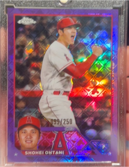 2023 Topps Chrome #17 Shohei Ohtani — front