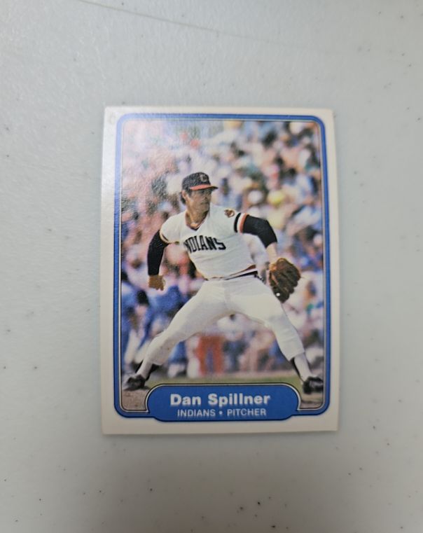 1982 Fleer #378 Dan Spillner — front