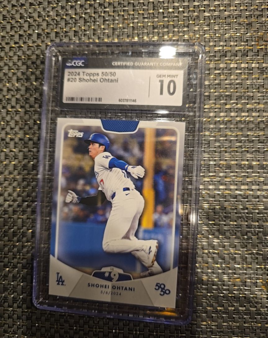 2024 Topps 50/50 #20 Shohei Ohtani — front