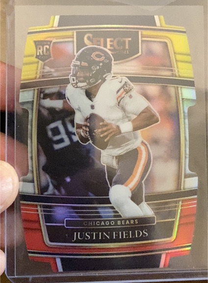 2021 Panini Select Concourse #50 Justin Fields — front