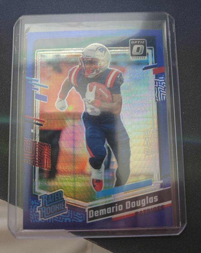 2023 Panini Donruss Optic #300 Demario Douglas — front