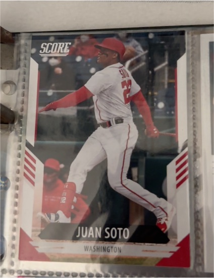 2021 Panini Chronicles Score #16 Juan Soto — front