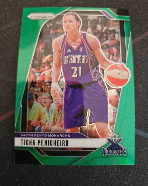 2024 Panini Prizm WNBA #135 Ticha Penicheiro — front