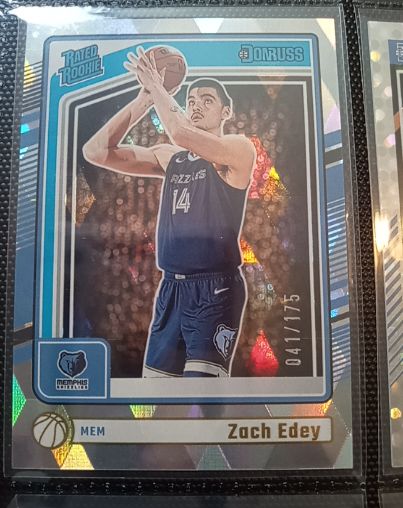2024-25 Panini Donruss #239 Zach Edey — front