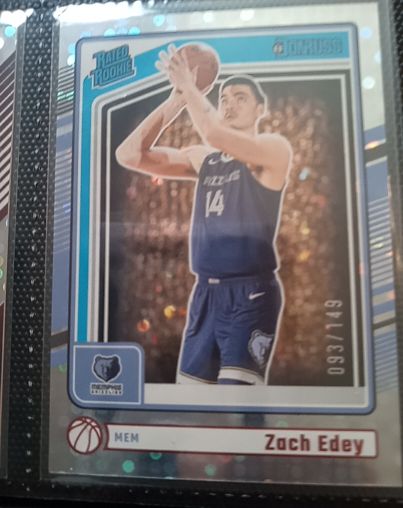 2024-25 Panini Donruss #239 Zach Edey — front