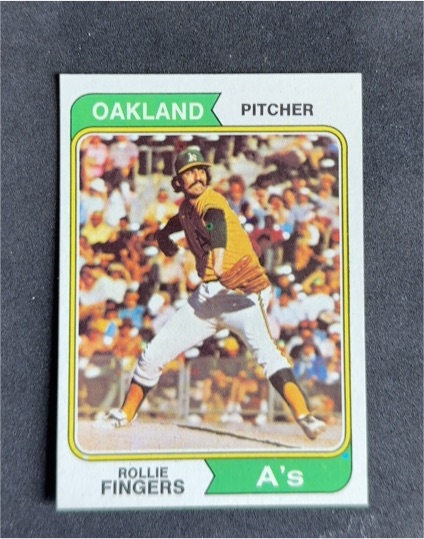1974 Topps #212 Rollie Fingers — front