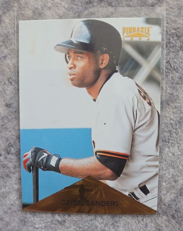 1996 Pinnacle #25 Deion Sanders — front