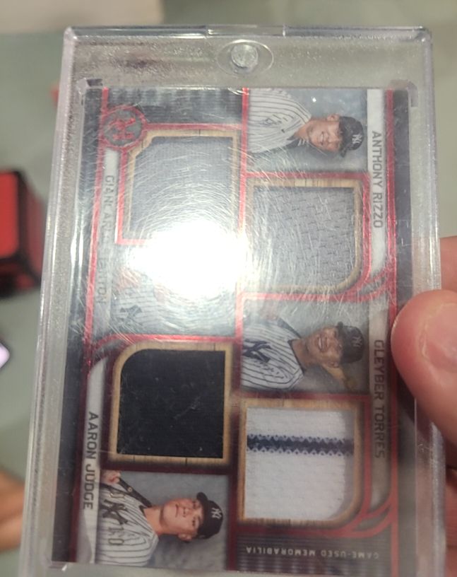 2023 Topps Four Player Primary Pieces Quad Relics Giancarlo Stanton/Anthony Rizzo/Aaron Judge/Gleyber Torres — front