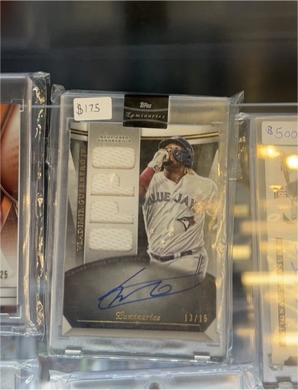 2021 Topps Luminaries #13/15 Vladimir Guerrero Jr. — front