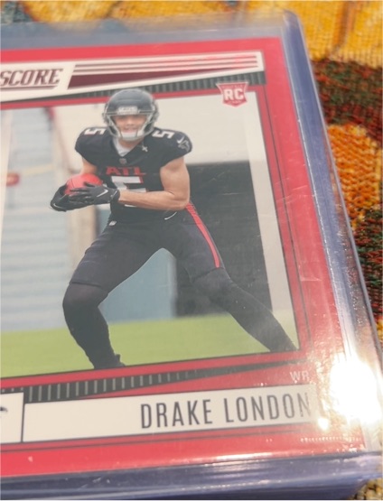 2022 Panini Score #379 Drake London — front