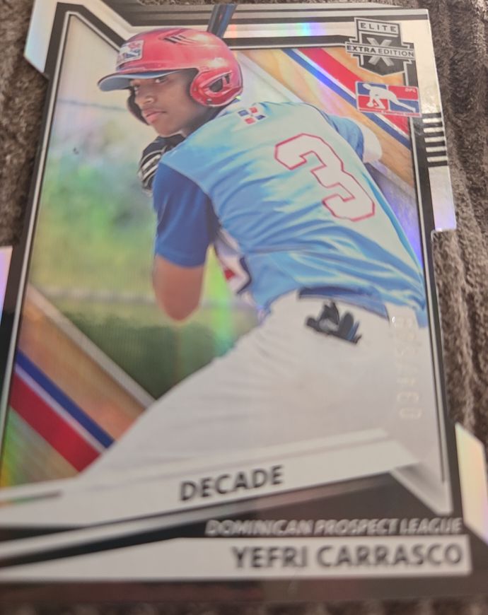 2022 Panini Elite Extra Edition #197 Yefri Carrasco — front