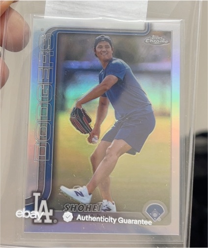 2024 Topps Chrome Shohei Ohtani Dodgers — front