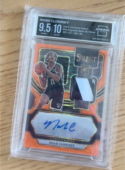 2023-24 Panini Select #09/30 Noah Clowney Neon Orange Pulsar Rookie Jersey Auto — front