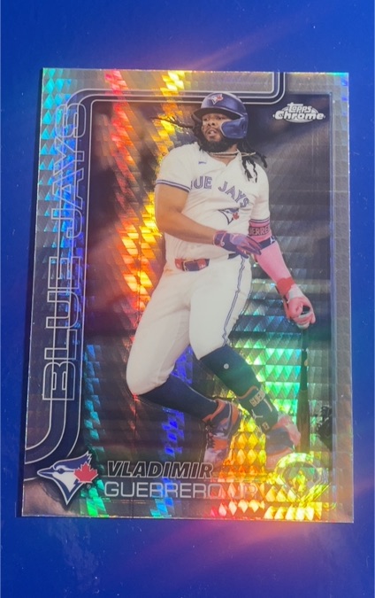 2025 Topps Chrome #259 Vladimir Guerrero Jr. — front