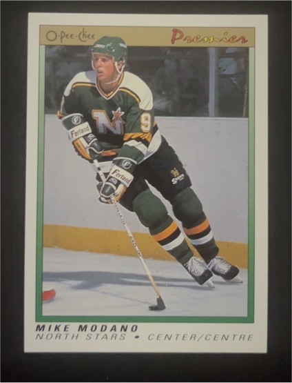 1990-91 O-Pee-Chee Premier #74 Mike Modano — front