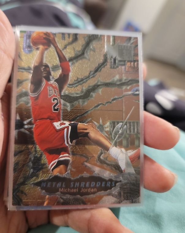 1996-97 Fleer Metal #241 Michael Jordan Metal Shredders — front
