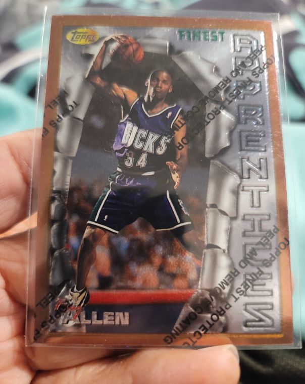 1996-97 Topps Finest #22 Ray Allen Rookie Card — front