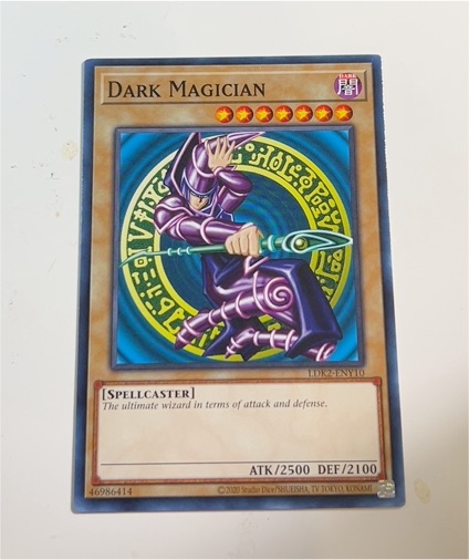 1996 Yu-Gi-Oh! SDY-006 Dark Magician — front
