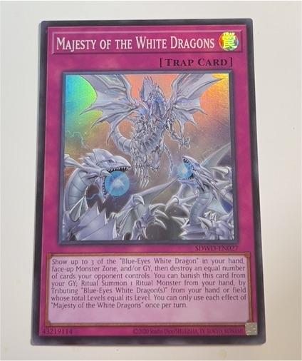2010 Yu-Gi-Oh! SDWD-EN032 Majesty of the White Dragons — front